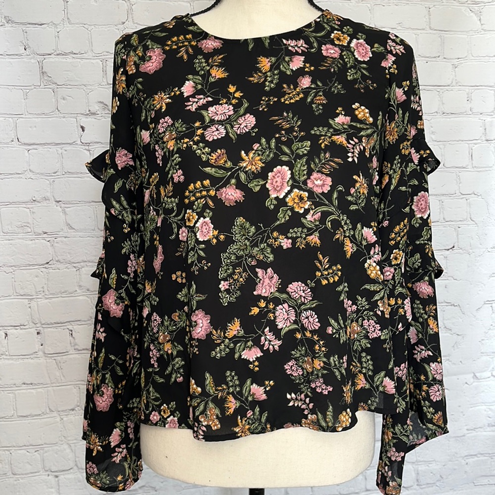 LUSH Long Ruffle Sleeve Black and Floral Blouse Top Boho Style Size XS/S